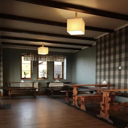 Schronisko Pttk Hala Szrenicka * Szklarska Poręba