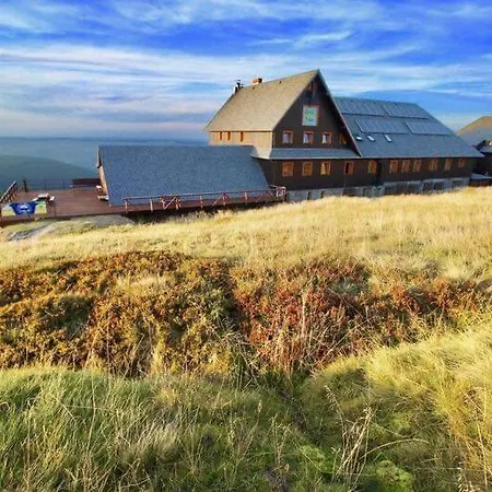 Vandrarhem Schronisko Pttk Hala Szrenicka *