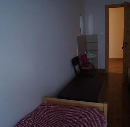 Schronisko Pttk Hala Szrenicka